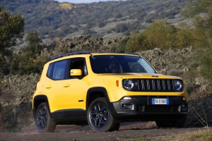 arriva-in-italia-la-serie-speciale-renegade-night-eagle-160112_jeep_renegade-night-eagle_09